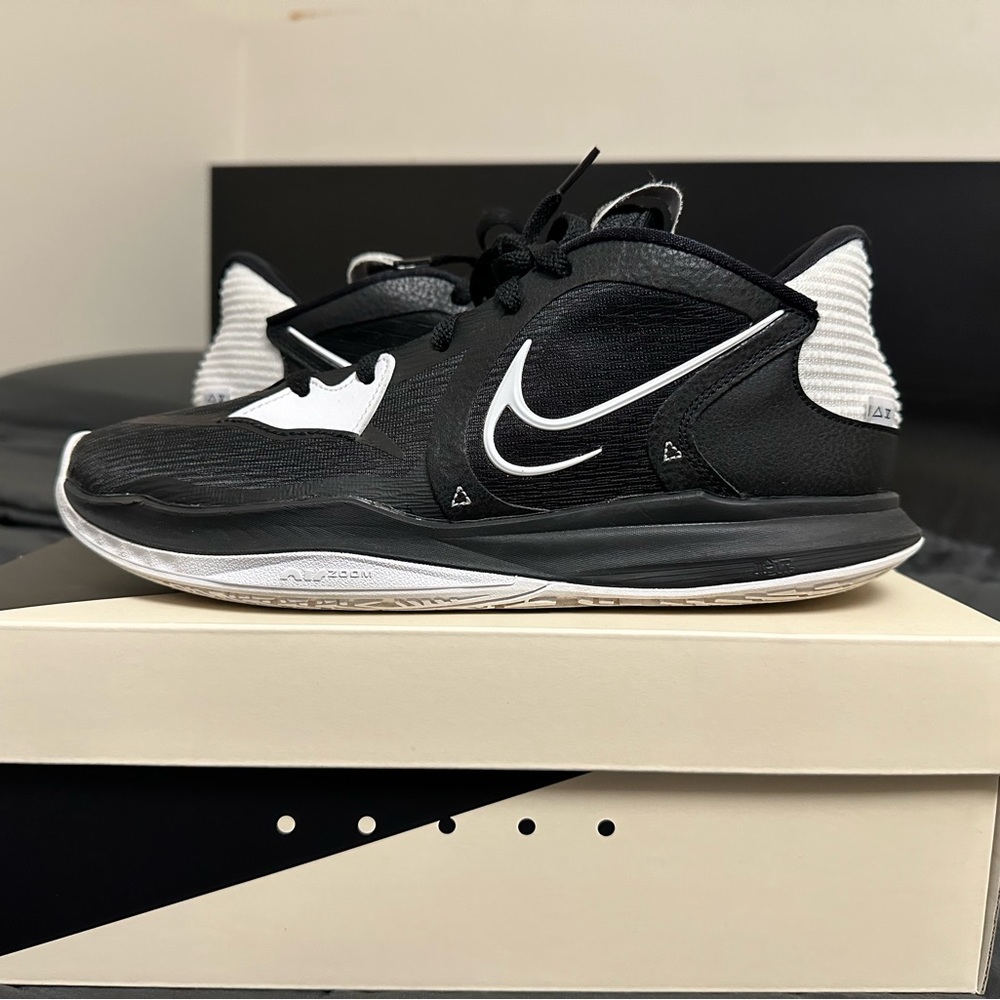 Selling gently used (handful of times) Nike Kyrie 5 low. Size 10 men’s.